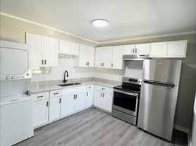 202 Hill St, Raleigh, NC 27610